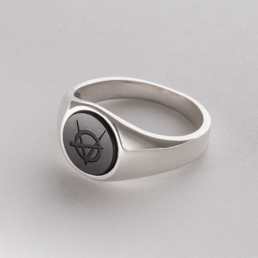 Brujah Clan - Elysium Eclipse Signet Ring Series - Smooth Edition