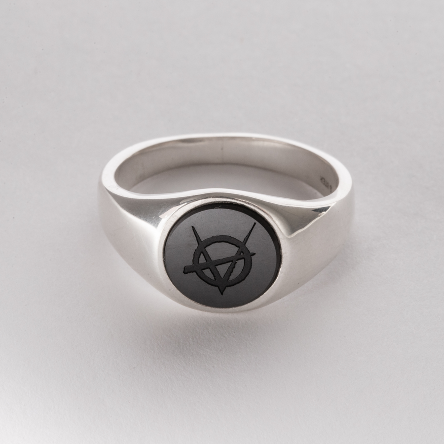 Brujah Clan - Elysium Eclipse Signet Ring Series - Smooth Edition