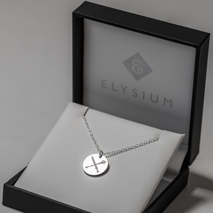 Ventrue Clan - Elysium Smooth Pendant - Freestanding Collection - Precious Metals