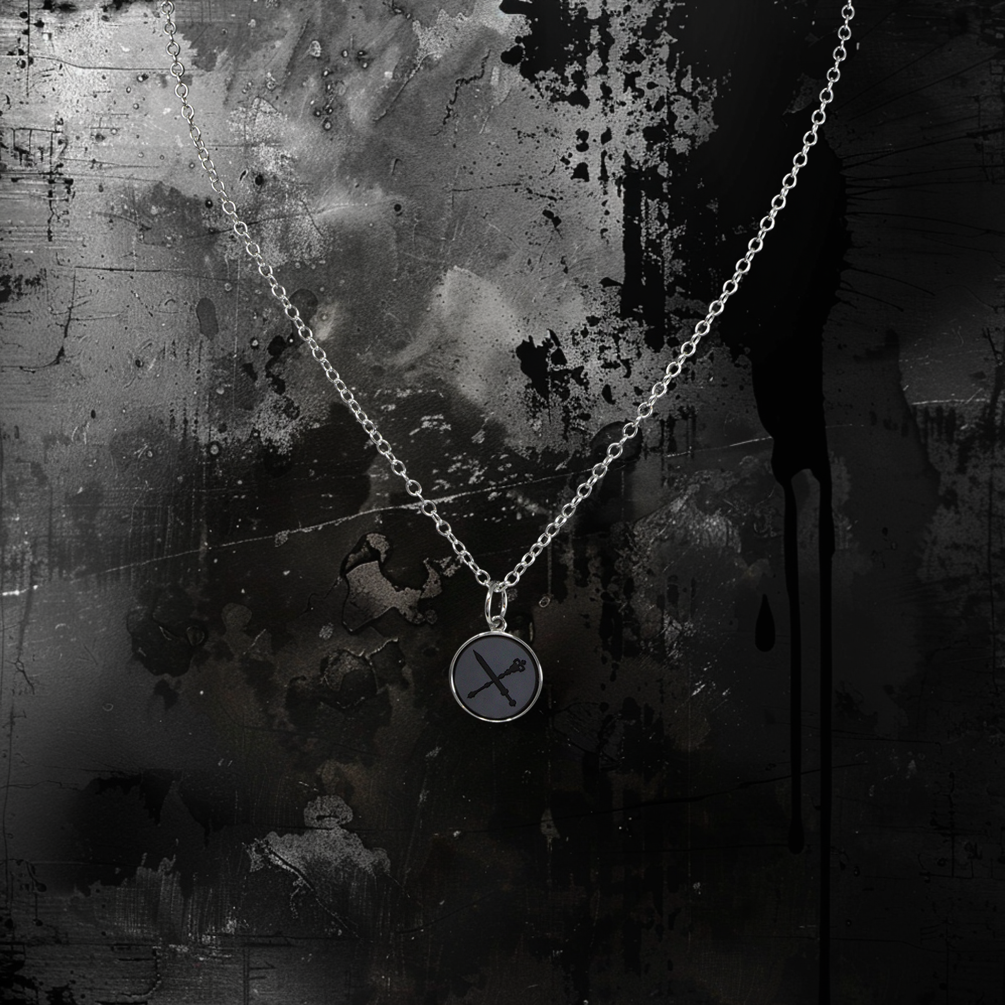 Ventrue Clan - Elysium Whisper Pendant - Rhodium Shrouded Collection - Precious Metals